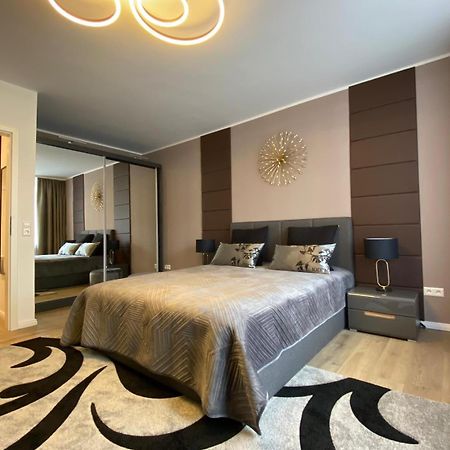 Luxus Apartment With Balcony Dortmund Buitenkant foto