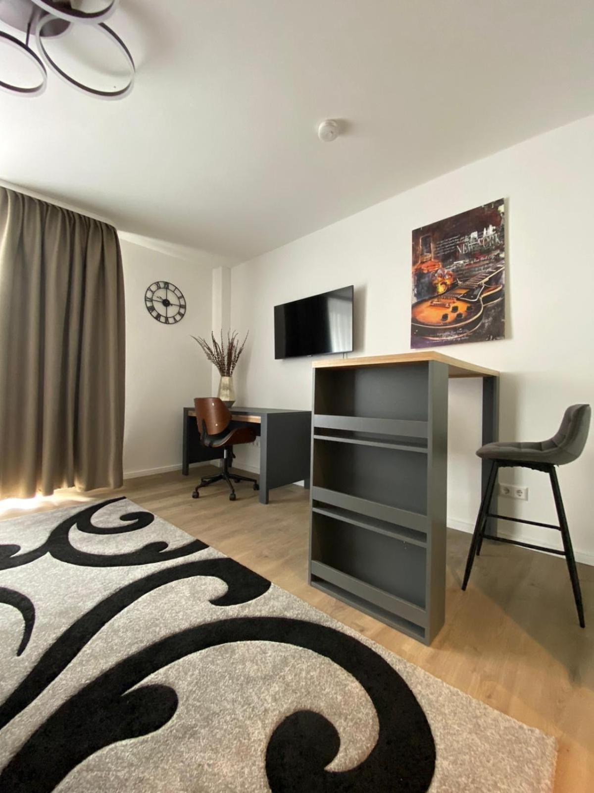 Luxus Apartment With Balcony Dortmund Buitenkant foto